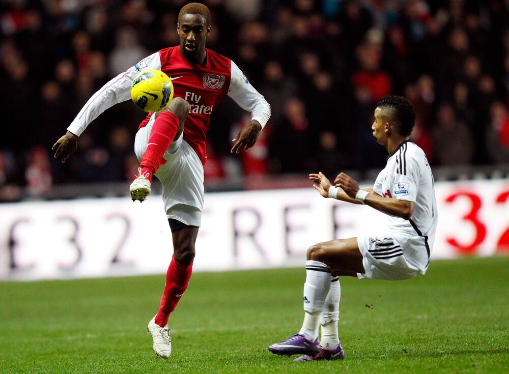 La carrière de Johan Djourou a débuté à 16 ans seulement. Il a rejoint Londres et Arsenal où Arsène Wenger lui a donné sa chance (144 matches entre 2004 et 2014). Durant cette période, le Genevois a aussi été prêté à Birmingham (2007) et Hanovre (2013).