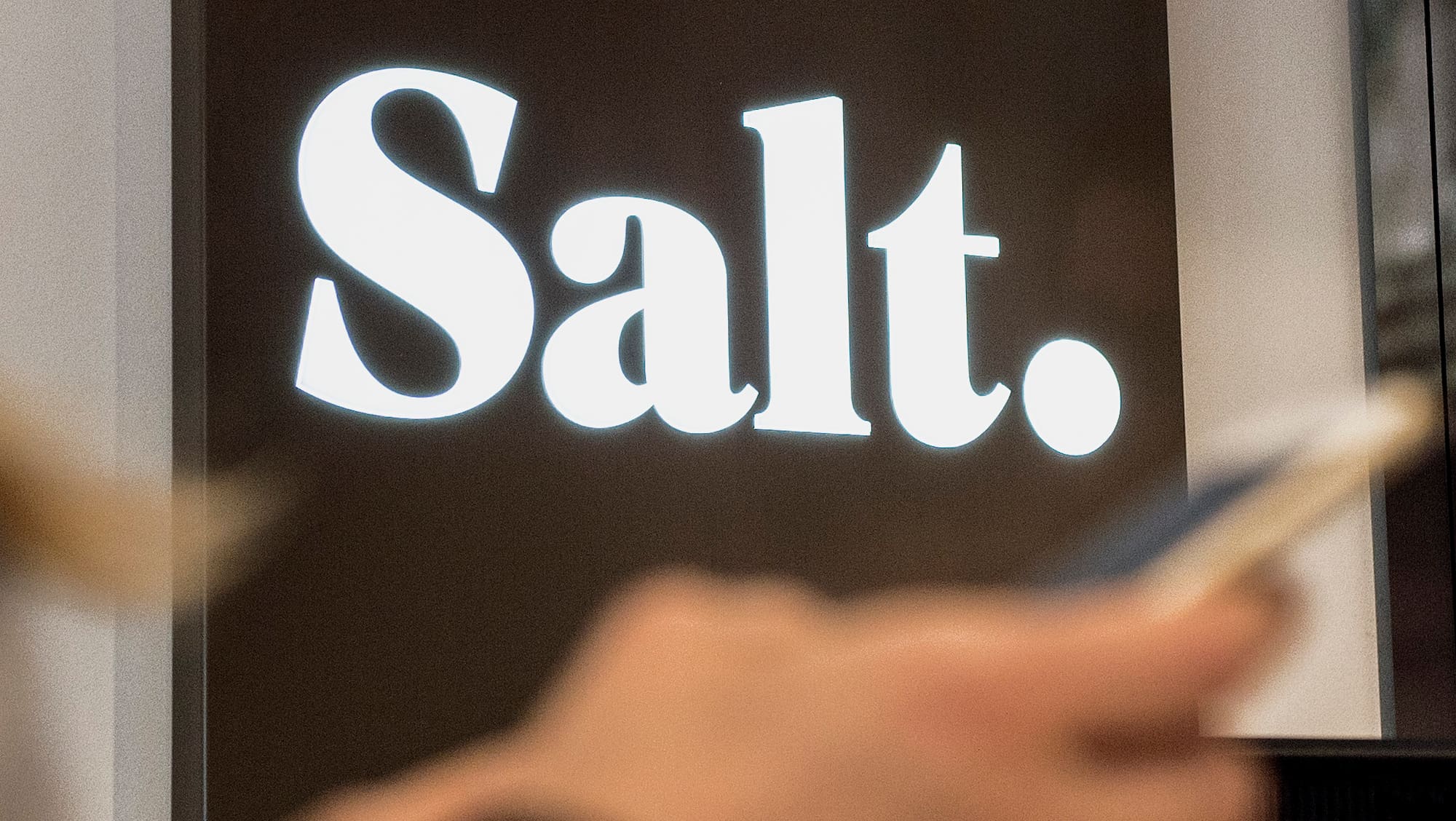 Suisse: Panne importante sur le réseau Salt - Blick