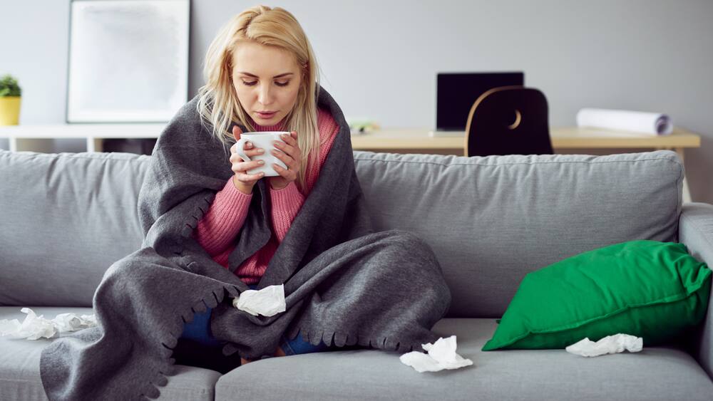 Comment procéder en cas de contact avec une personne positive au Covid-19 Comment procéder en cas de contact avec une personne positive au Covid-19