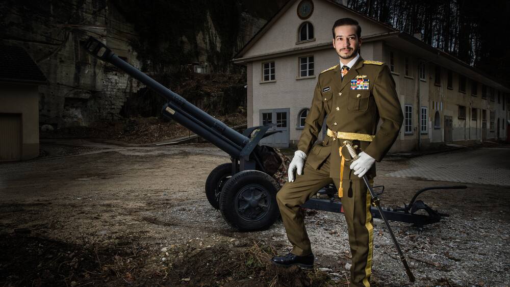 Ce Zougois est empereur et part à la conquête de la Suisse Ce Zougois est empereur et part à la conquête de la Suisse