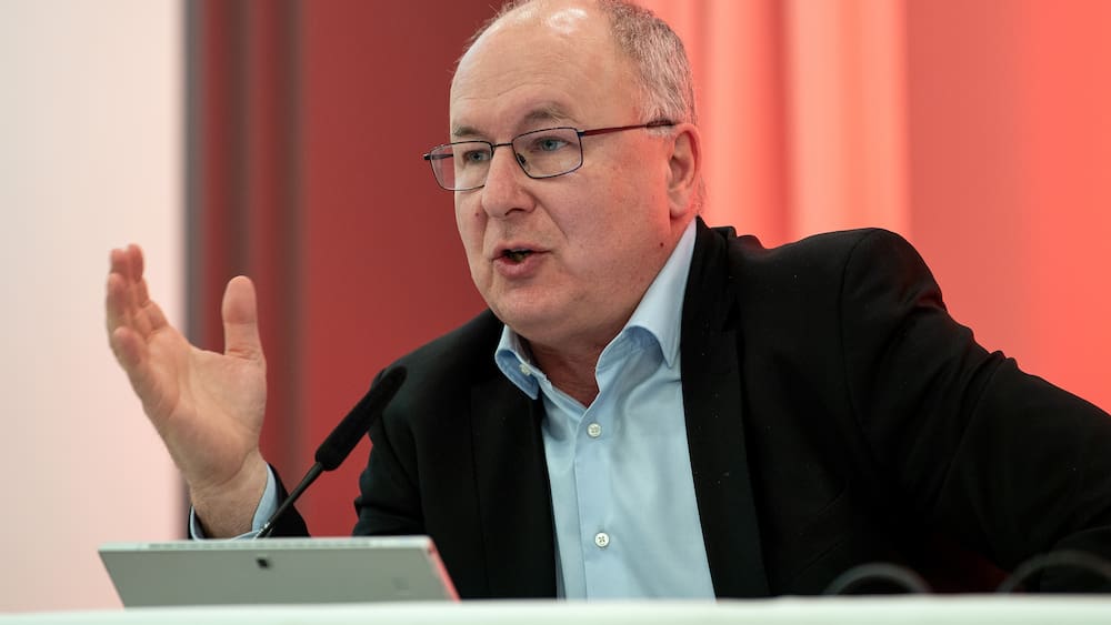 un débat sur la répartition des ressources s’amorce un débat sur la répartition des ressources s’amorce