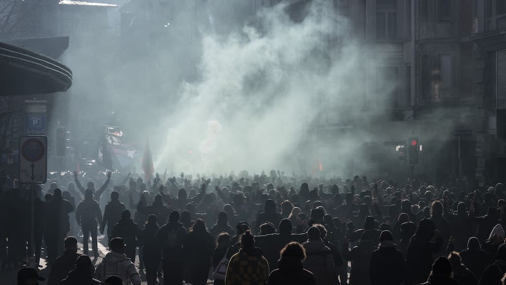 La police zurichoise a dû faire face à des manifestations violentes La police zurichoise a dû faire face à des manifestations violentes