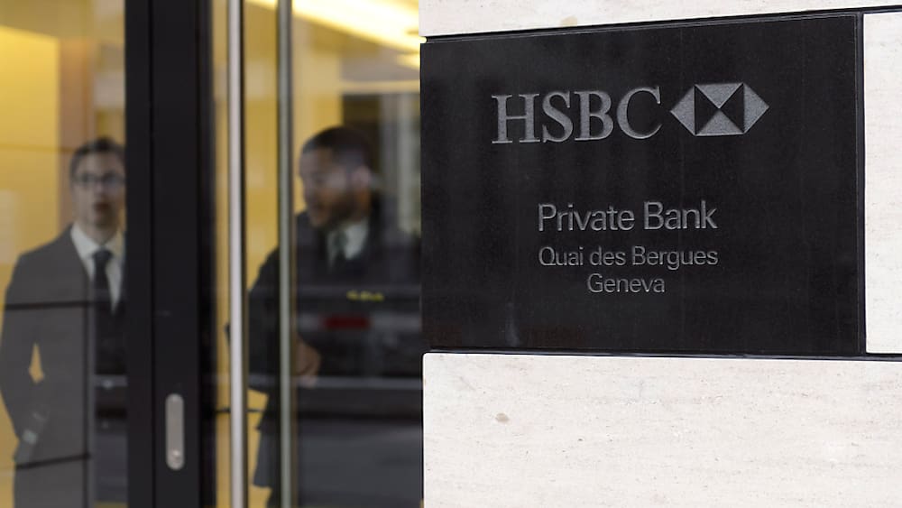 Banques: HSBC prévoit une restructuration en Suisse Banques: HSBC prévoit une restructuration en Suisse