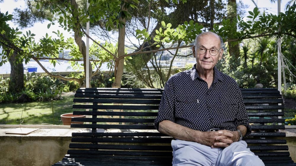 Pour Boris Cyrulnik, la fin du Covid rimera avec espoir ou extrême droite Pour Boris Cyrulnik, la fin du Covid rimera avec espoir ou extrême droite