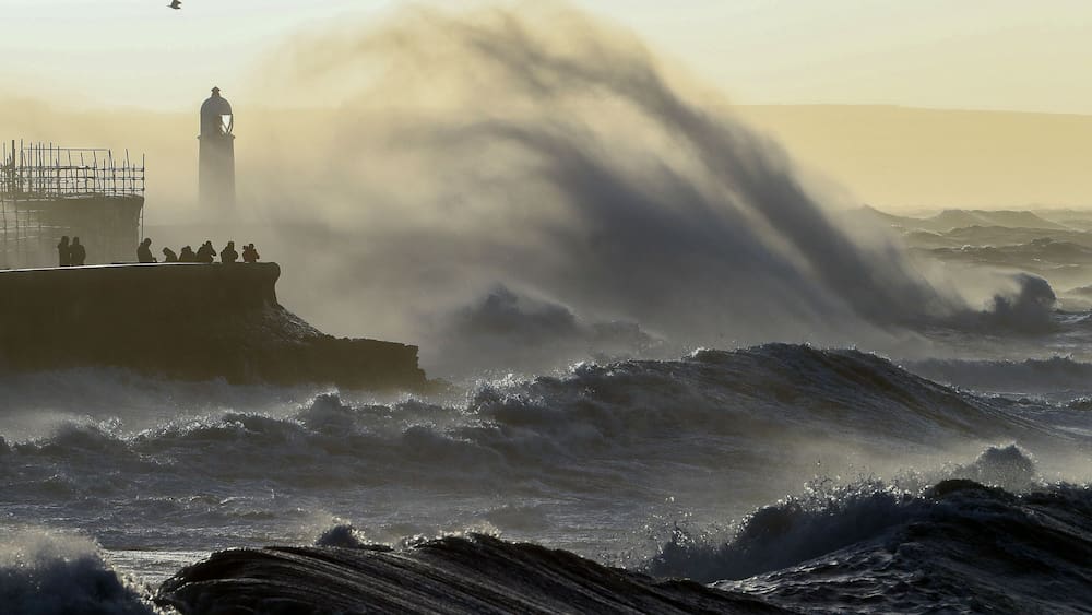 Les CFF déconseillent de partir vers le Nord à cause de la tempête Eunice Les CFF déconseillent de partir vers le Nord à cause de la tempête Eunice