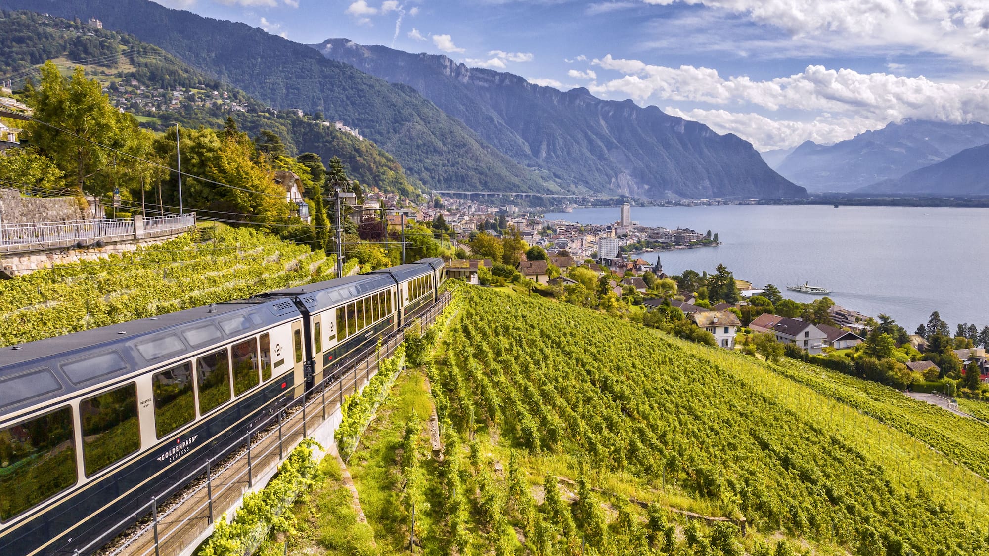 Un Menu Gourmand Et Local Bord Du Train GoldenPass Express Blick un-menu-gourmand-et-local-bord-du-train-goldenpass-express-blick