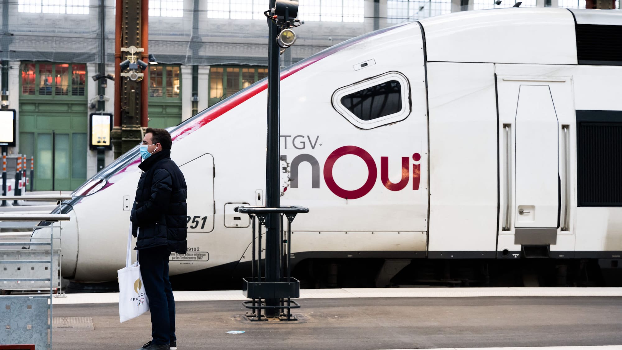 France: Le cadeau des contrôleurs de train français à Noël? La grève!