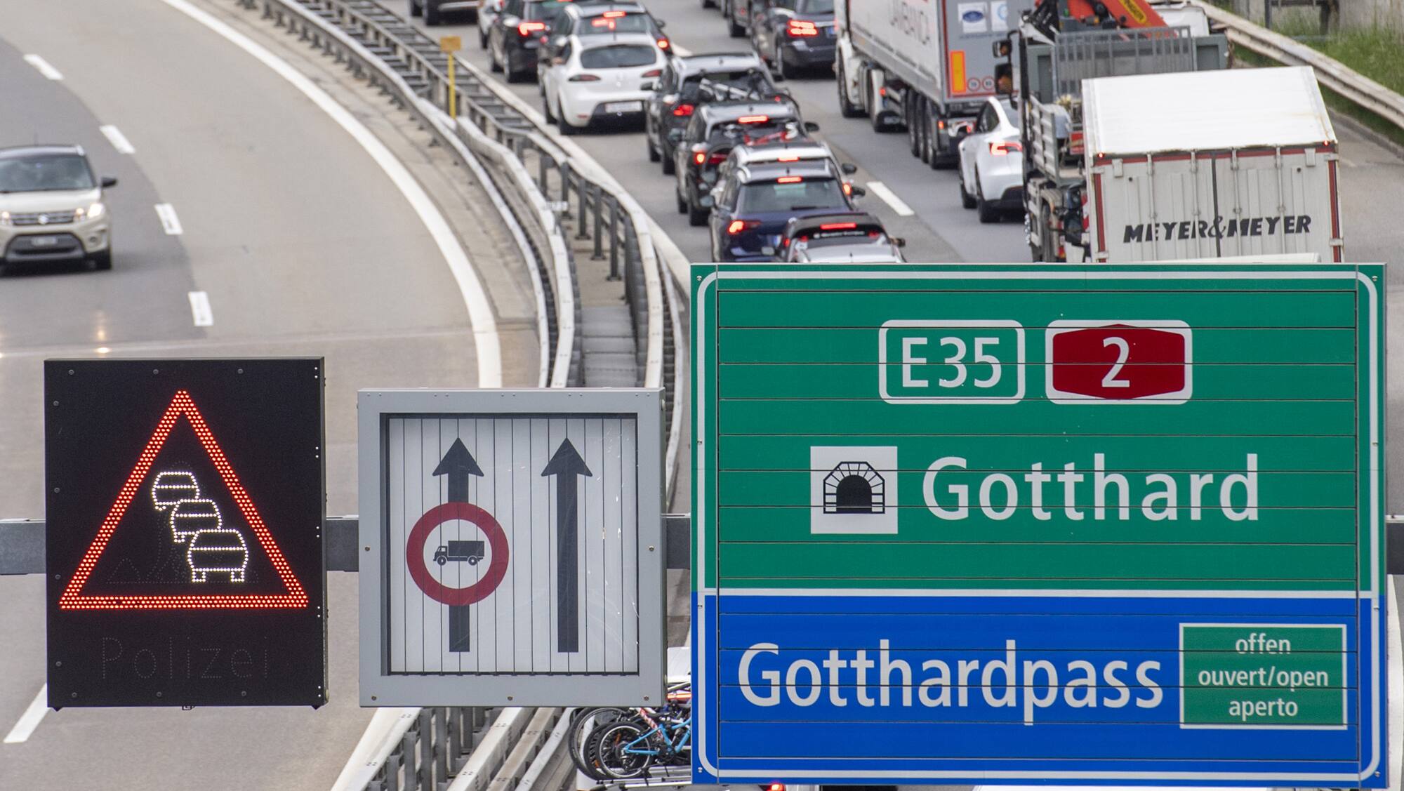 Trafic Routier Le Tunnel Du Gothard Va Rouvrir Ce Vendredi Soir Blick trafic-routier-le-tunnel-du-gothard-va-rouvrir-ce-vendredi-soir-blick