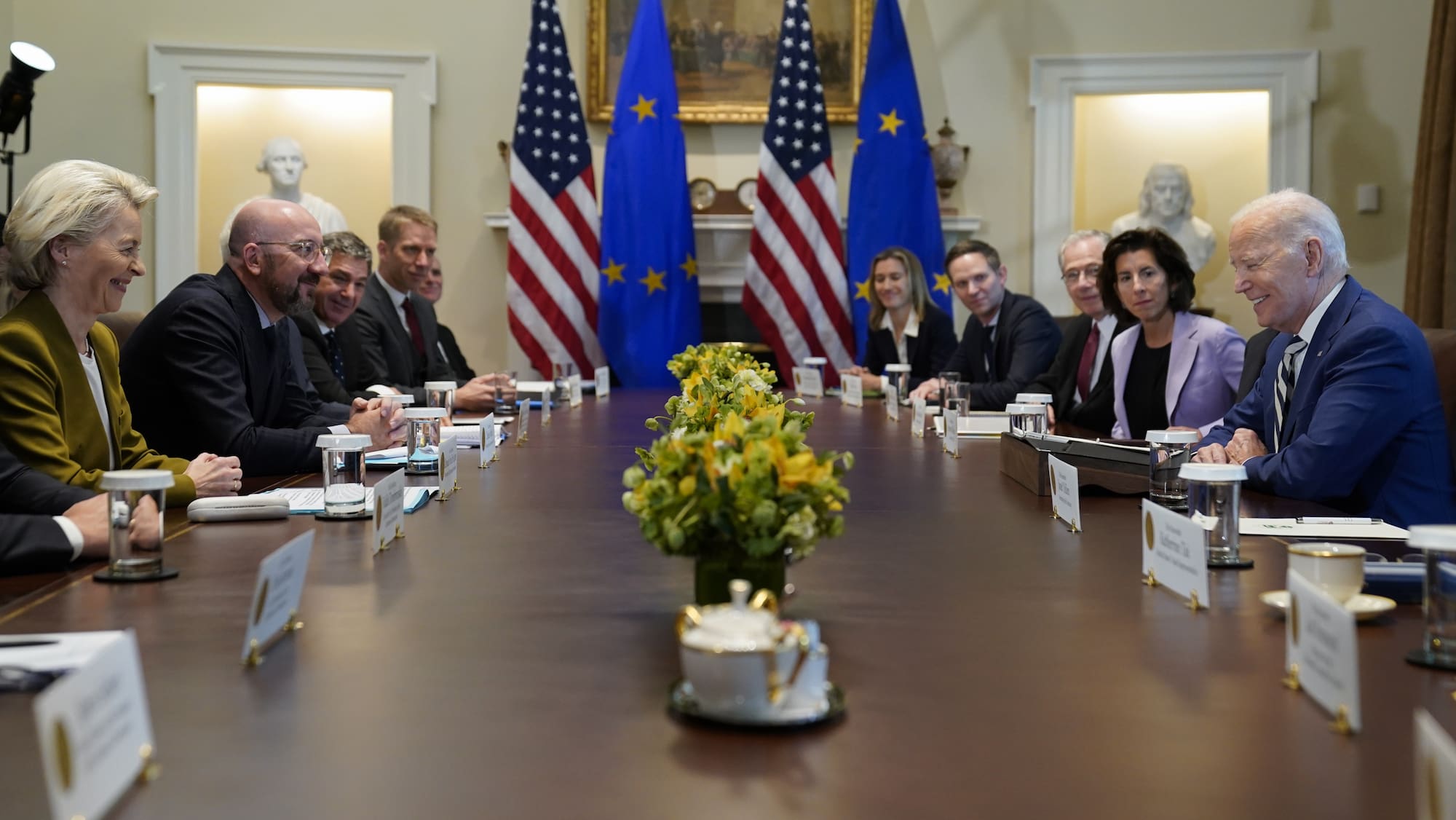 Les Etats-Unis et l'UE affichent leur unité face aux multiples crises
