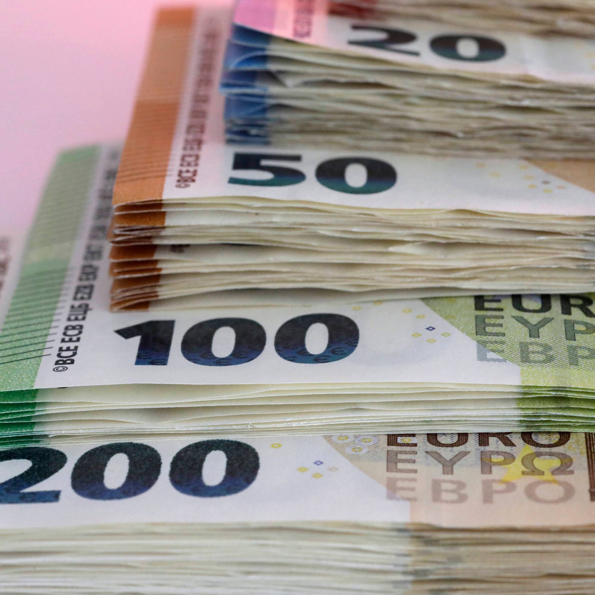 La France peut-elle faire faillite si elle ne réduit pas son déficit?