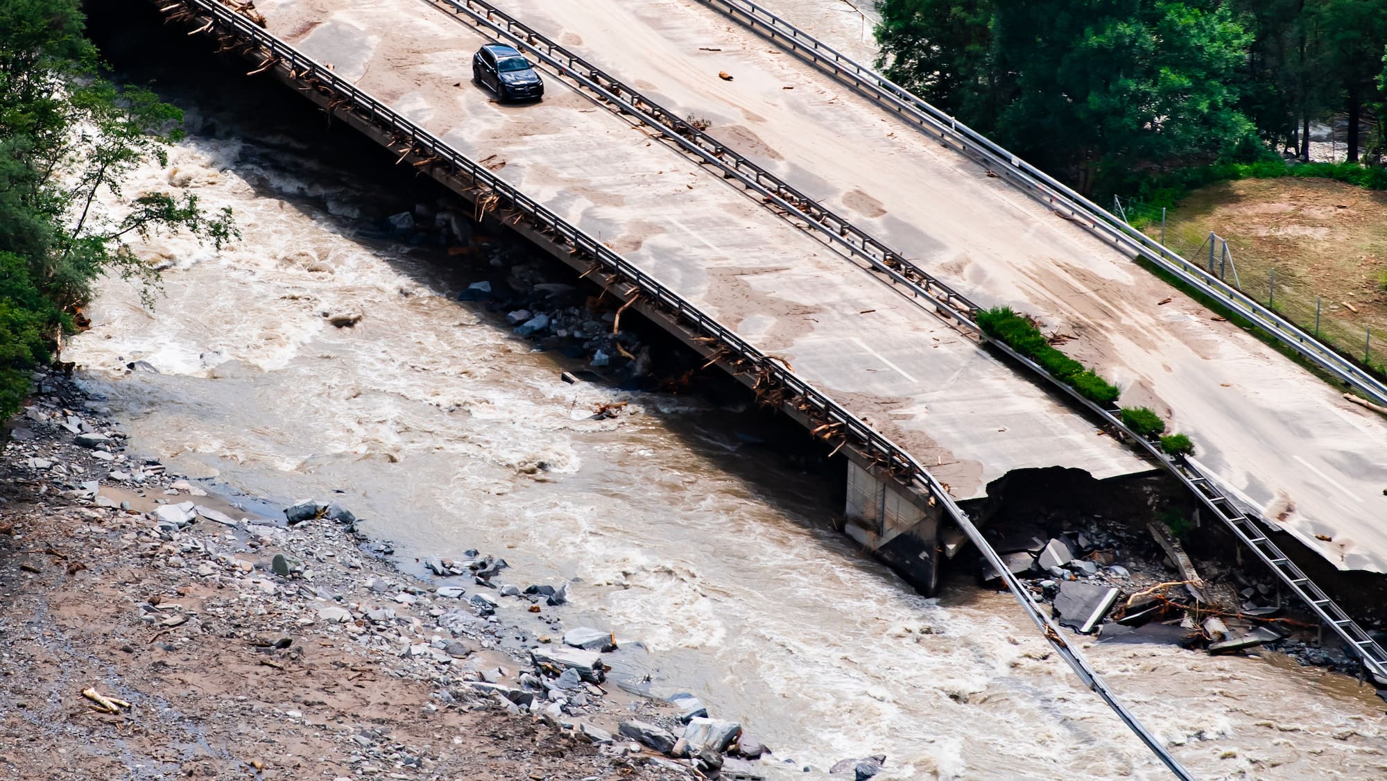 , Le Valais maintient son niveau d’alerte aux inondations