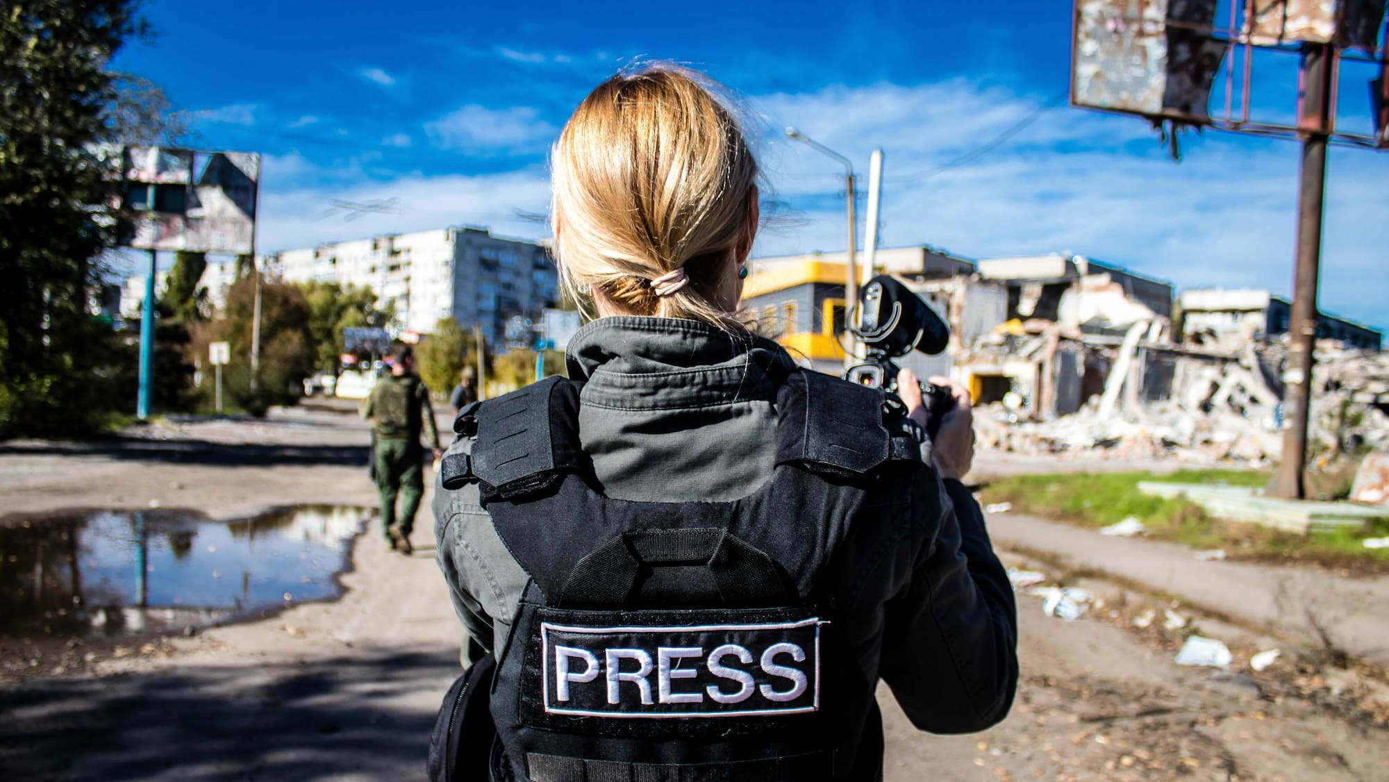 Une journaliste ukrainienne morte en détention torturée en Russie - Blick