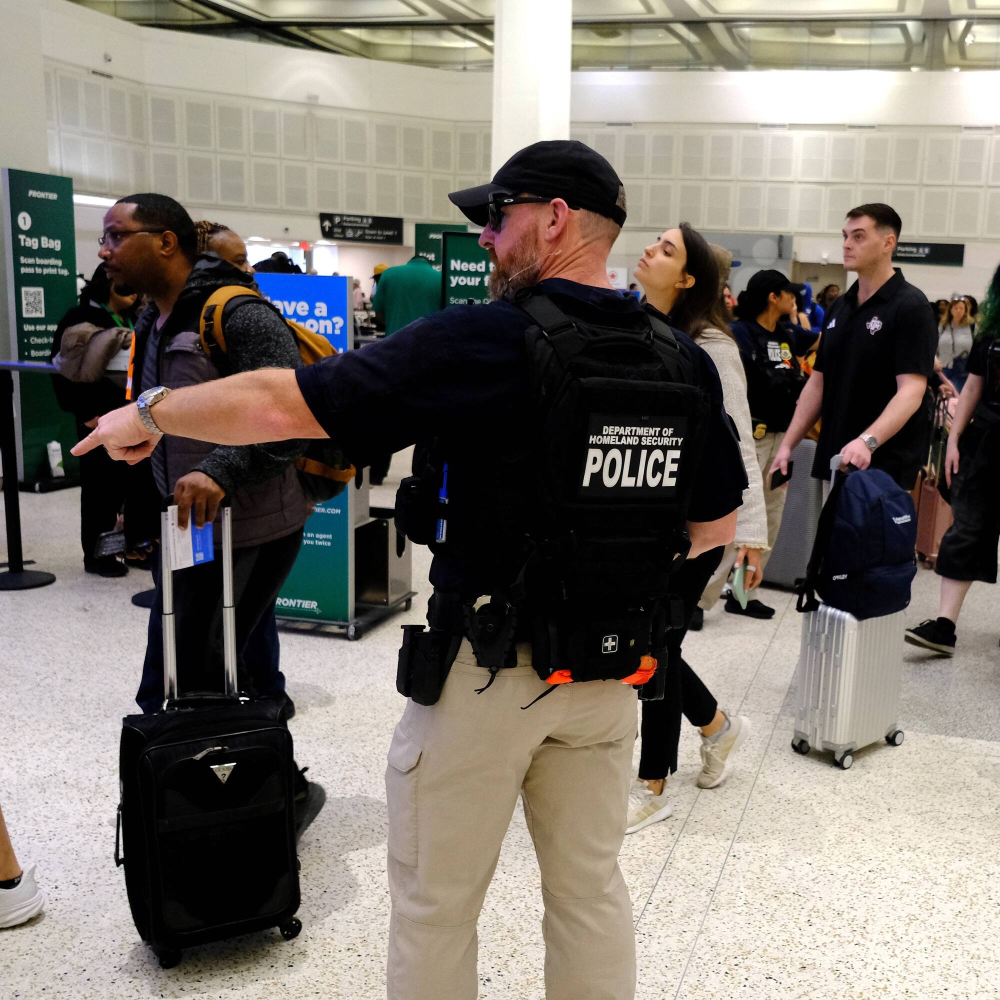 Trump: 3 conseils pour viter ICE l'aroport en vacances - Blick Trump: 3 conseils pour viter ICE l'aroport en vacances - Blick