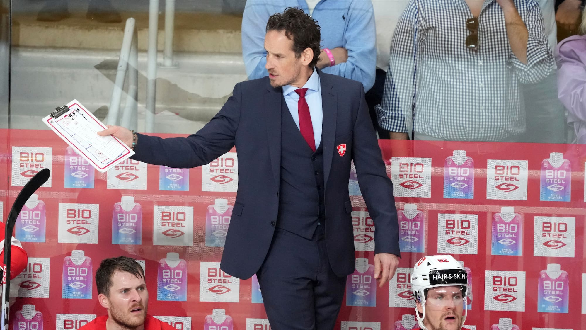 Hockey: Patrick Fischer sort du licence - Blick