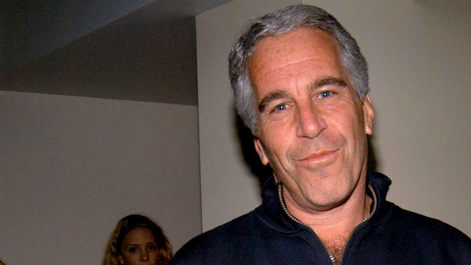 Dossiers Epstein Une Mannequin Disparue En 2015 Mentionn e Blick dossiers-epstein-une-mannequin-disparue-en-2015-mentionn-e-blick