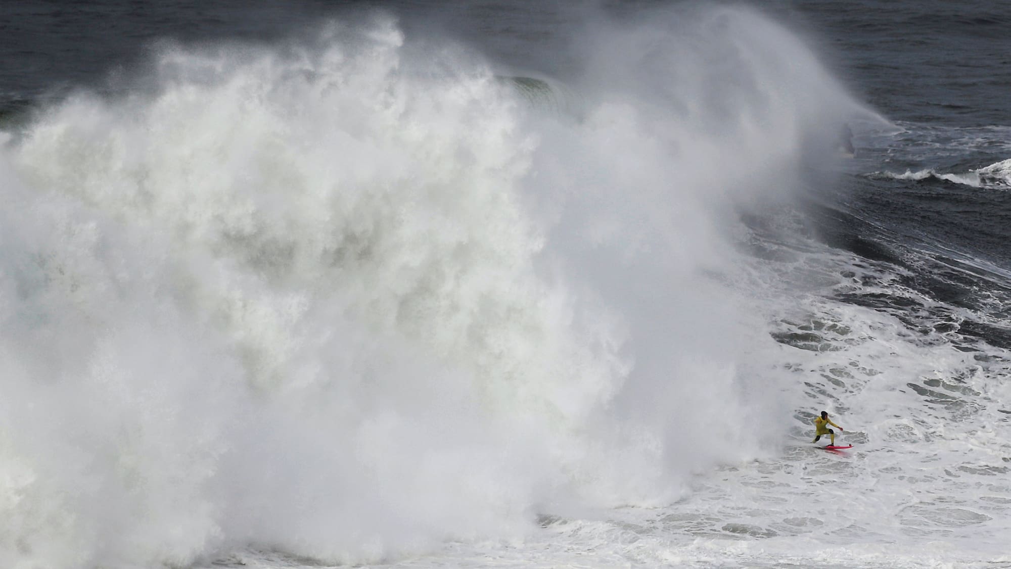 30 Häfen in Peru wegen hoher Wellen geschlossen Blick