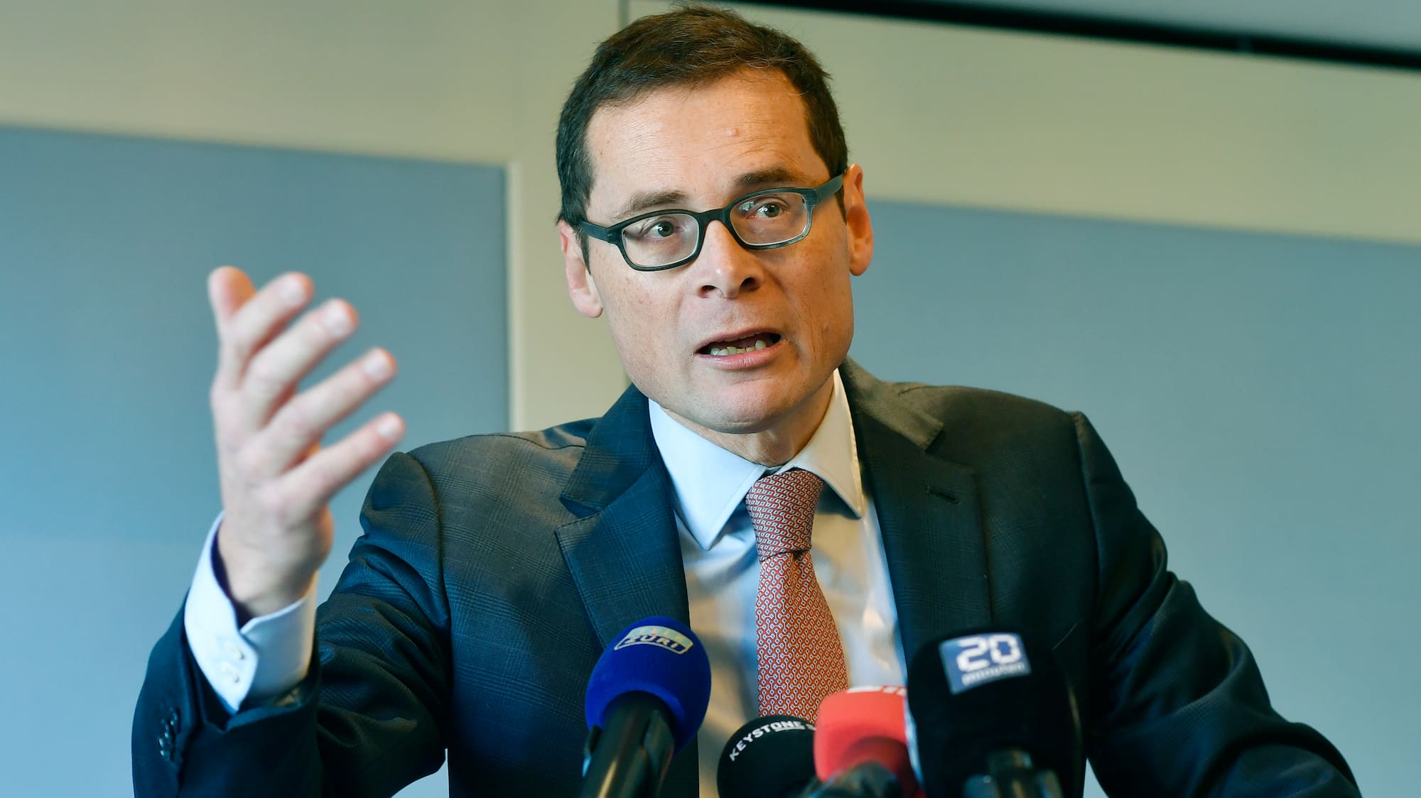 SVPNationalrat Roger Köppel will in den Ständerat Blick SVPNationalrat Roger Köppel will in den Ständerat Blick