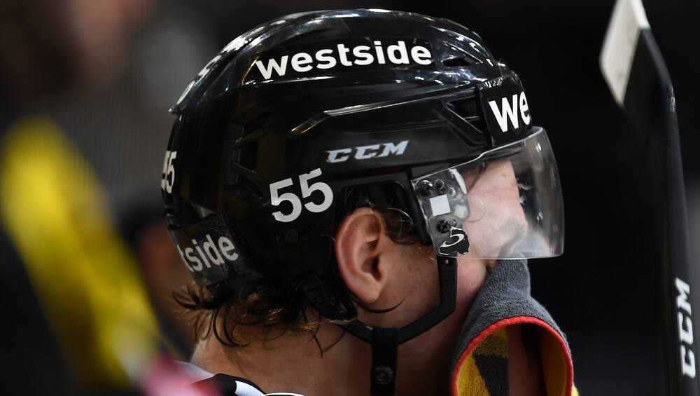 Download Der Ehc Biel Feiert Freundin Weg Brunner Trifft For iPhone Wallpaper Der Ehc Biel Feiert Freundin Weg Brunner Trifft Desktop Wallpaper Free