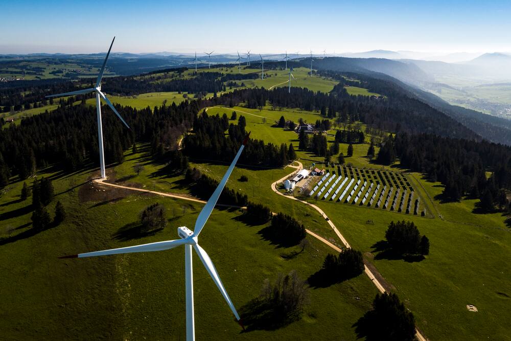 Als Präsidentin von Suisse Éole engagiert sie sich für die Windenergie in der Schweiz.