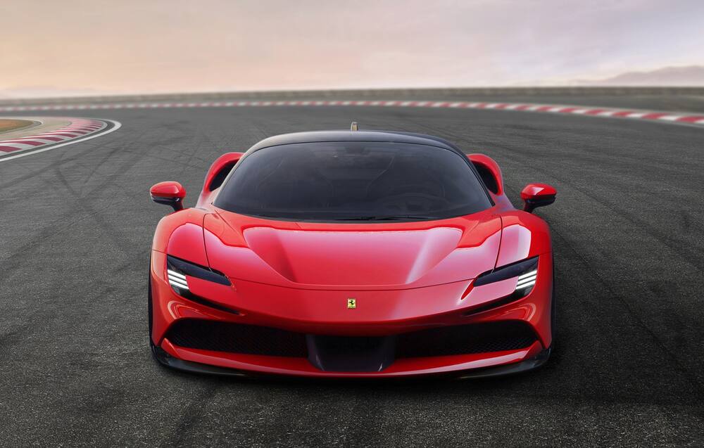 Ferrari Sf 90 Stradale Erster Plug In Hybrid Aus Maranello