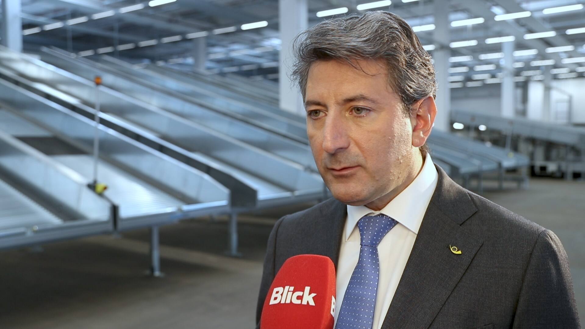 PostChef Roberto Cirillo zieht nach fünf Monaten erste Bilanz Blick