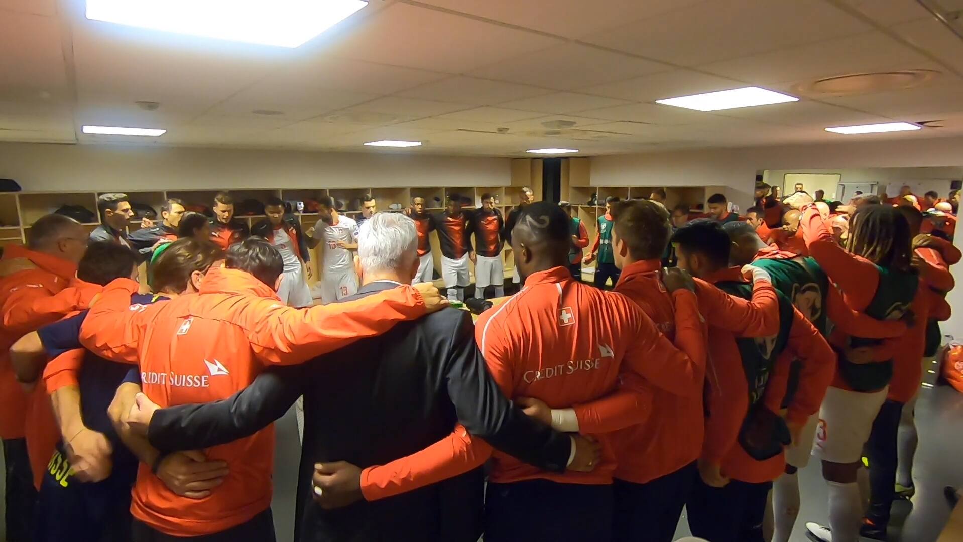 Schweizer Nati gewährt Einblick hinter die Kulissen Blick