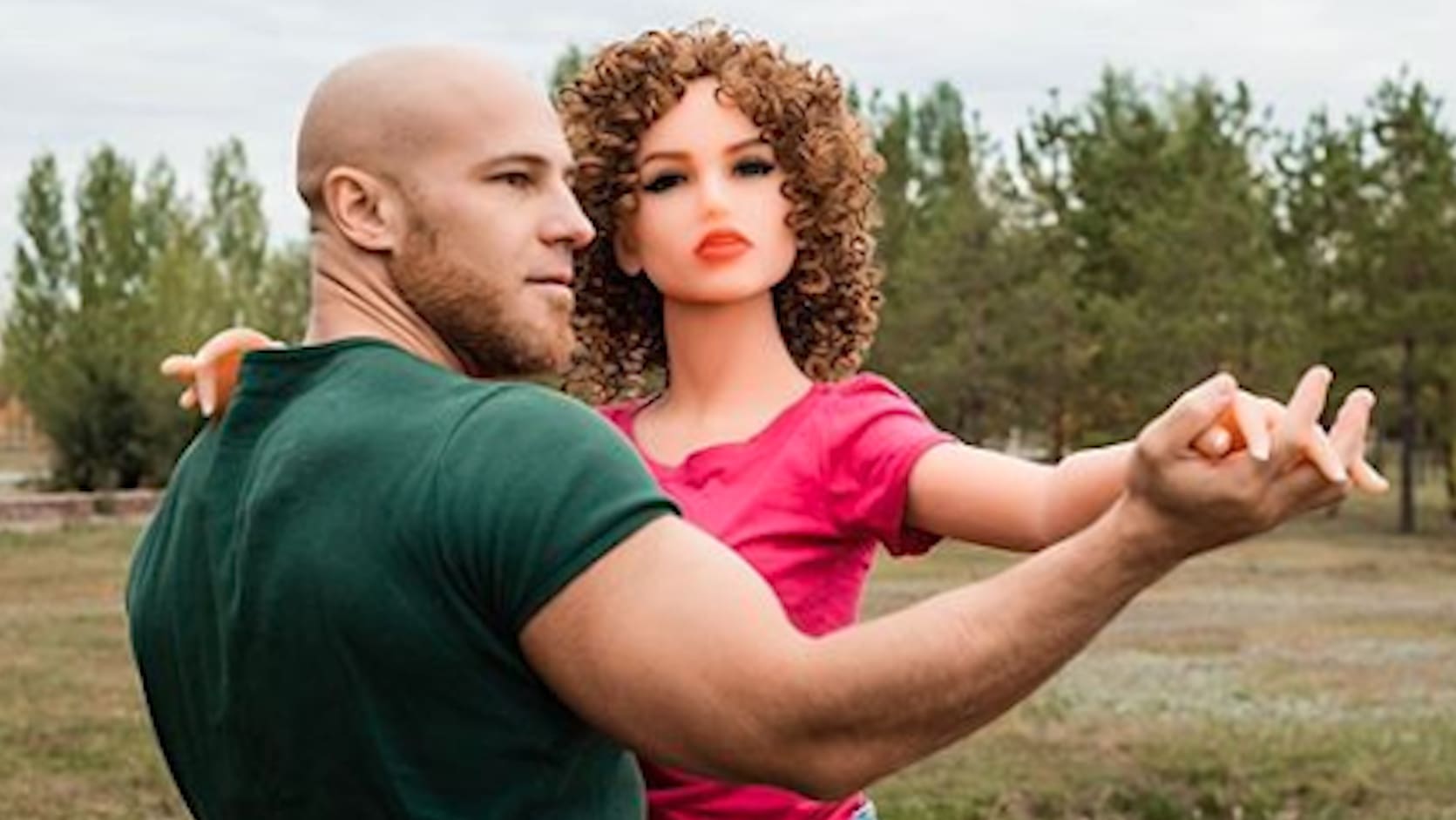 Bodybuilder Yuri Tolochko will seine Sex-Puppe heiraten - Blick Bodybuilder Yuri Tolochko will seine Sex-Puppe heiraten - Blick