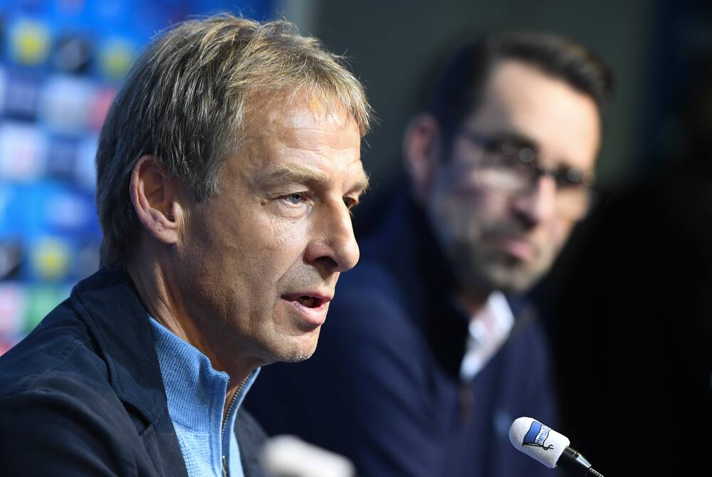 Der Hertha-Coach löste mit seinem Rücktritt ein Erdbeben aus.