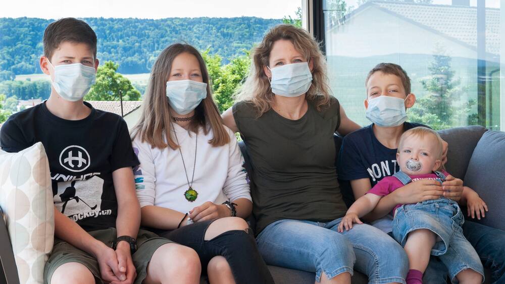 Corona 7 Kopfige Familie War Vermutlich Mit Corona Infiziert Blick