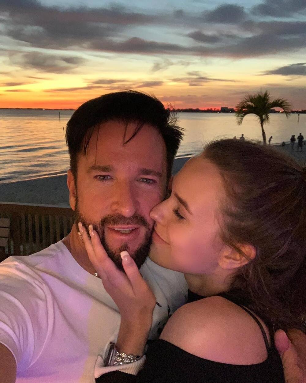 Hochzeit von Michael Wendler und Laura Müller wird verschoben - Blick