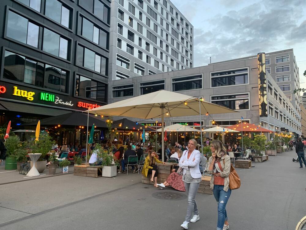 Laden st. gallen Ausgang während Corona: Zürich feiert trotz Contact Tracing - Blick