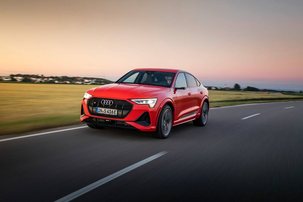 Der Audi E-Tron S Sportback ist stattliche 4,90 m lang und 2620 Kilogramm schwer.