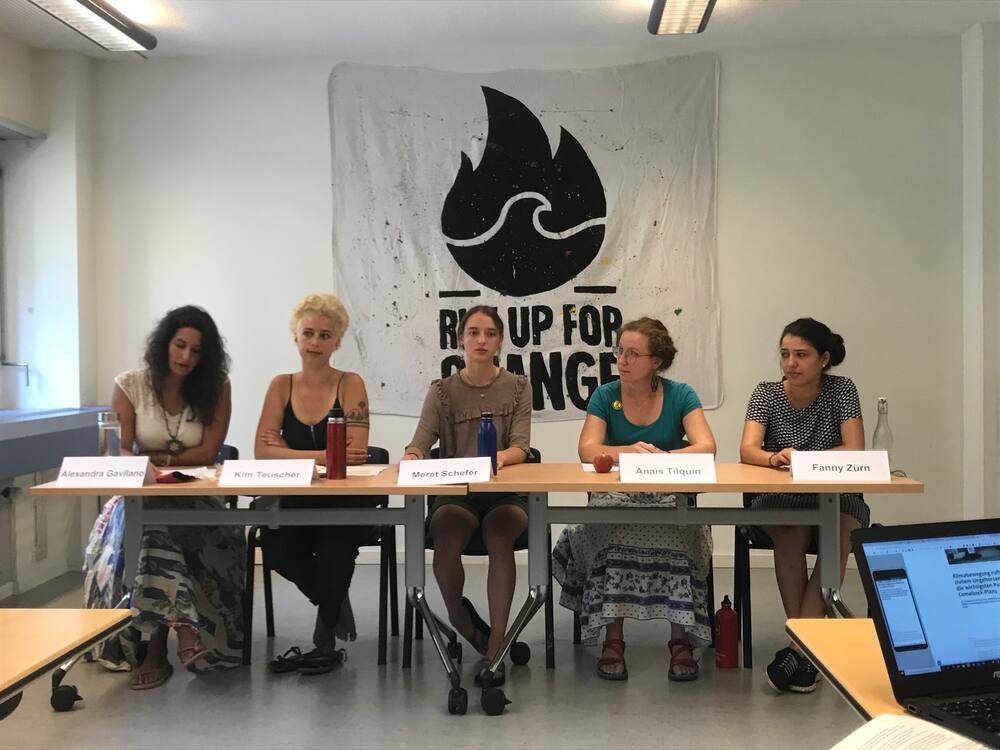 An der Pressekonferenz vom Dienstag gibt die Bewegung bekannt, dass sie eine Demonstration am 4. September geplant habe. Da hört es nicht auf: Die Aktivistinnen rufen zum gewaltfreien, zivilen Ungehorsam auf.