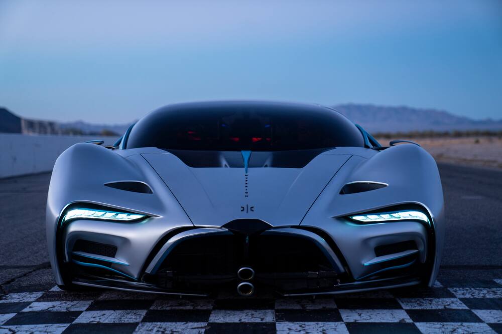 Um das unterschätzte Potenzial von Wasserstoff als Treibstoff und Energieträger aufzeigen, wollen sie 2022 einen Hypercar auf die Strasse bringen.