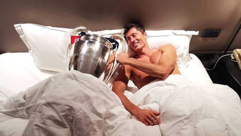 Champions League Robert Lewandowski Verbringt Heisse Nacht Blick Champions League Robert Lewandowski Verbringt Heisse Nacht Blick