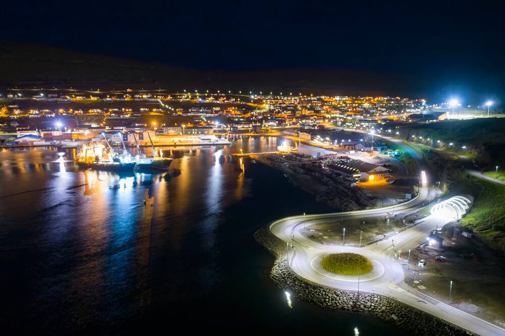 Die Färöer-Inseln mit ihren gut 50'000 Einwohnern und spektakulären Landschaften liegen im Nordatlantik etwa 500 Kilometer südöstlich von Island.
