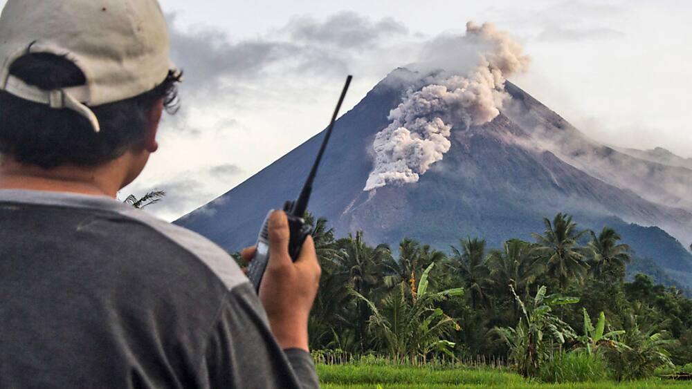 Vulkan Merapi auf Java erneut ausgebrochen - Blick