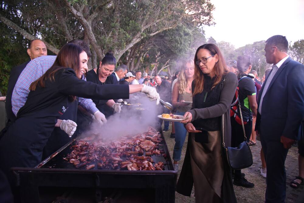 Festival As We Know It From the Past: Prime Minister Jacinda Ardern (left) brings barbecued goods to New Zealanders.