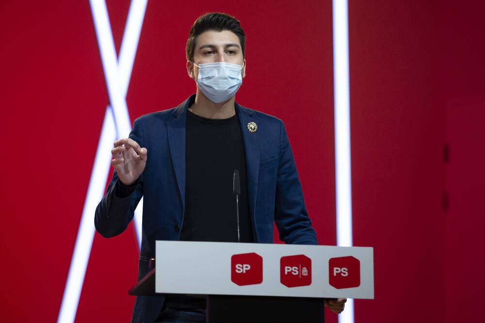 Molina dari semua orang sekarang menyerukan agar perjanjian itu ditangguhkan sampai Indonesia memenuhi kewajibannya di bawah hukum internasional.