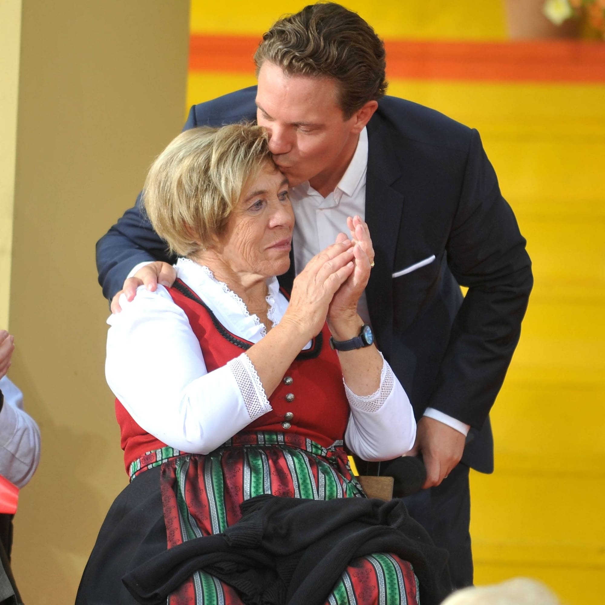 Stefan Mross: Mutter des Schlagerstars stirbt mit 85 - Blick