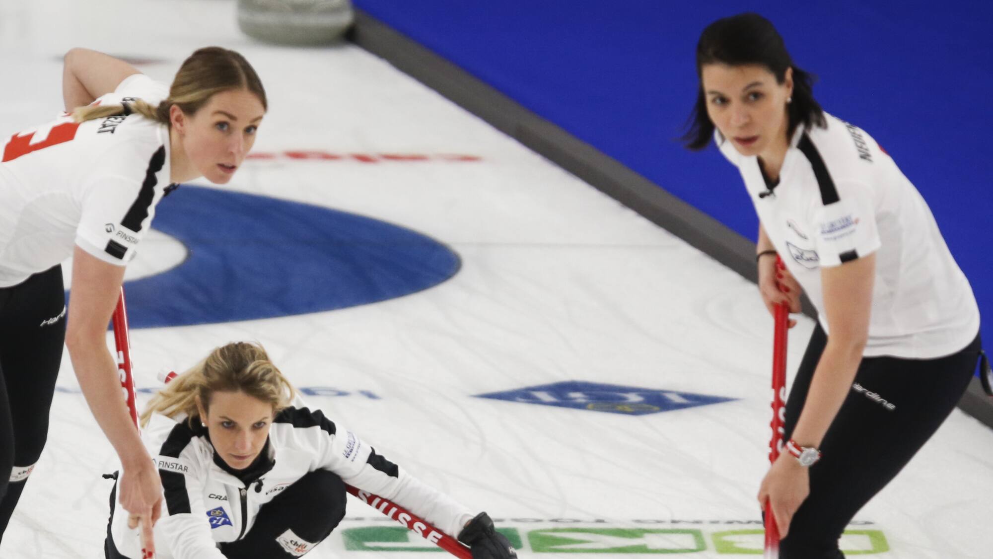 CurlingWM in Calgary Schweizerinnen schlagen im Final Russland Blick CurlingWM in Calgary Schweizerinnen schlagen im Final Russland Blick