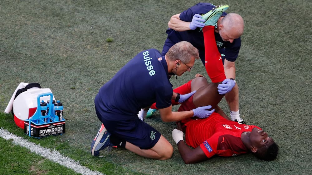 Breel Embolo erleidet im Spanien-Spiel eine Muskelverletzung - Blick