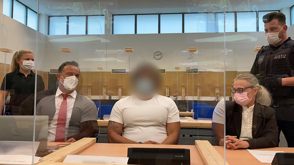 Prozess nach versuchtem Goldschatz-Raub in Trier gestartet - Blick