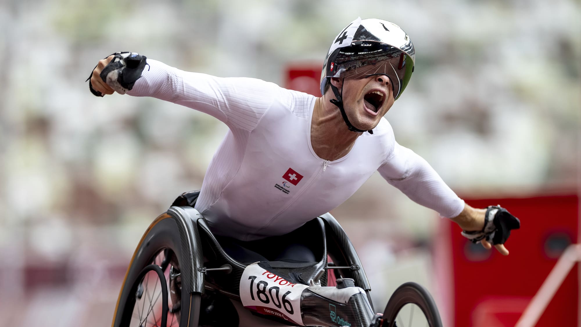Paralympics: Marcel Hug dominiert die Gegner auf Sauber-Rollstuhl - Blick