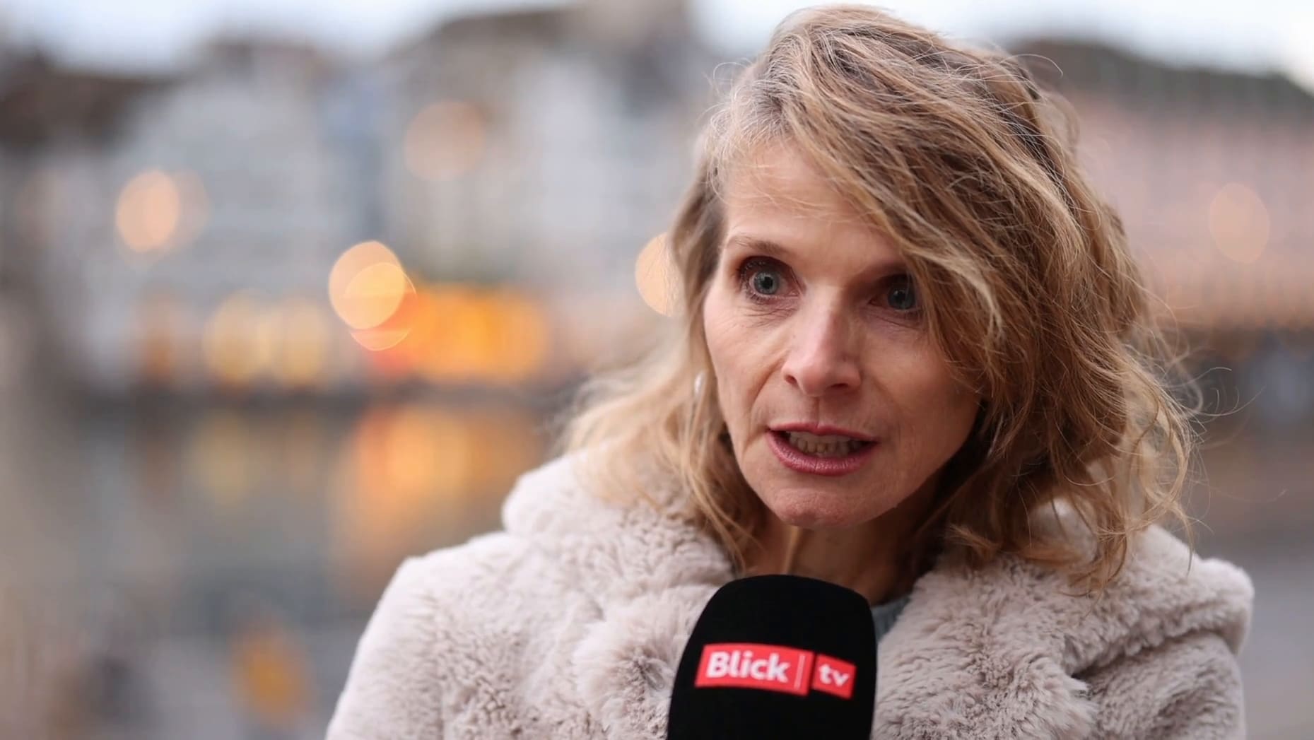 Birgit Schmid veröffentlicht Buch über ihre Totgeburt - Blick