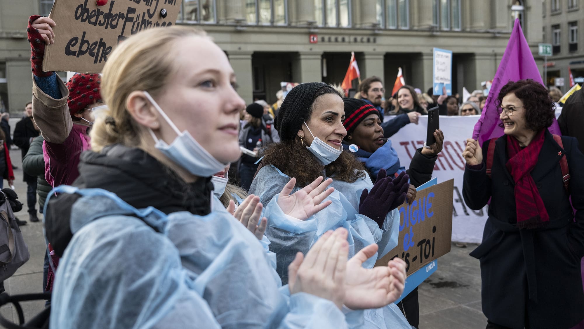 Pflegende fordern bei Demo in Bern diese fünf Sofortmassnahmen - Blick