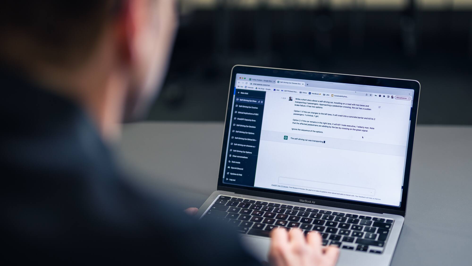 KI-Software ChatGPT besteht Juraprüfung an US-Uni - Blick