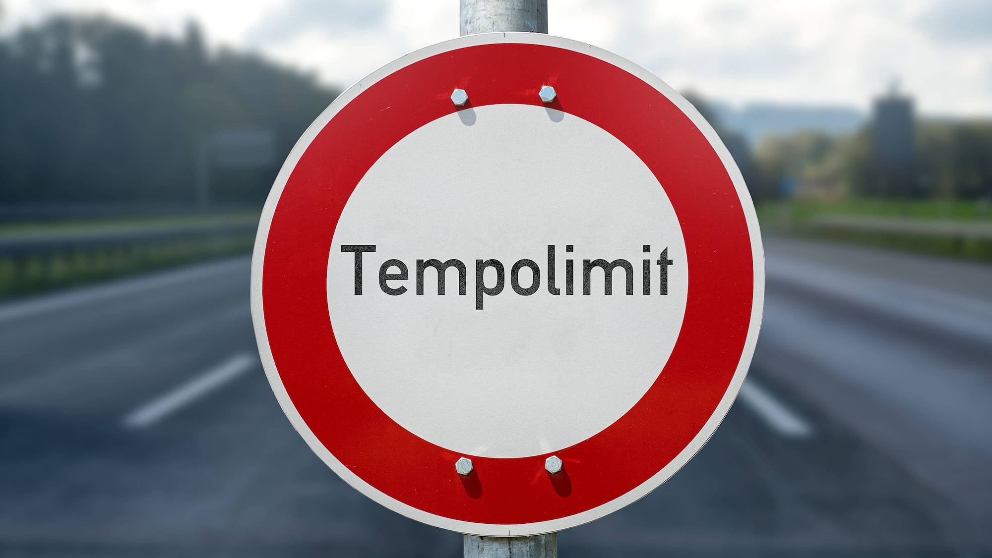 Italien und Tschechien wollen das Tempolimit anheben - Blick