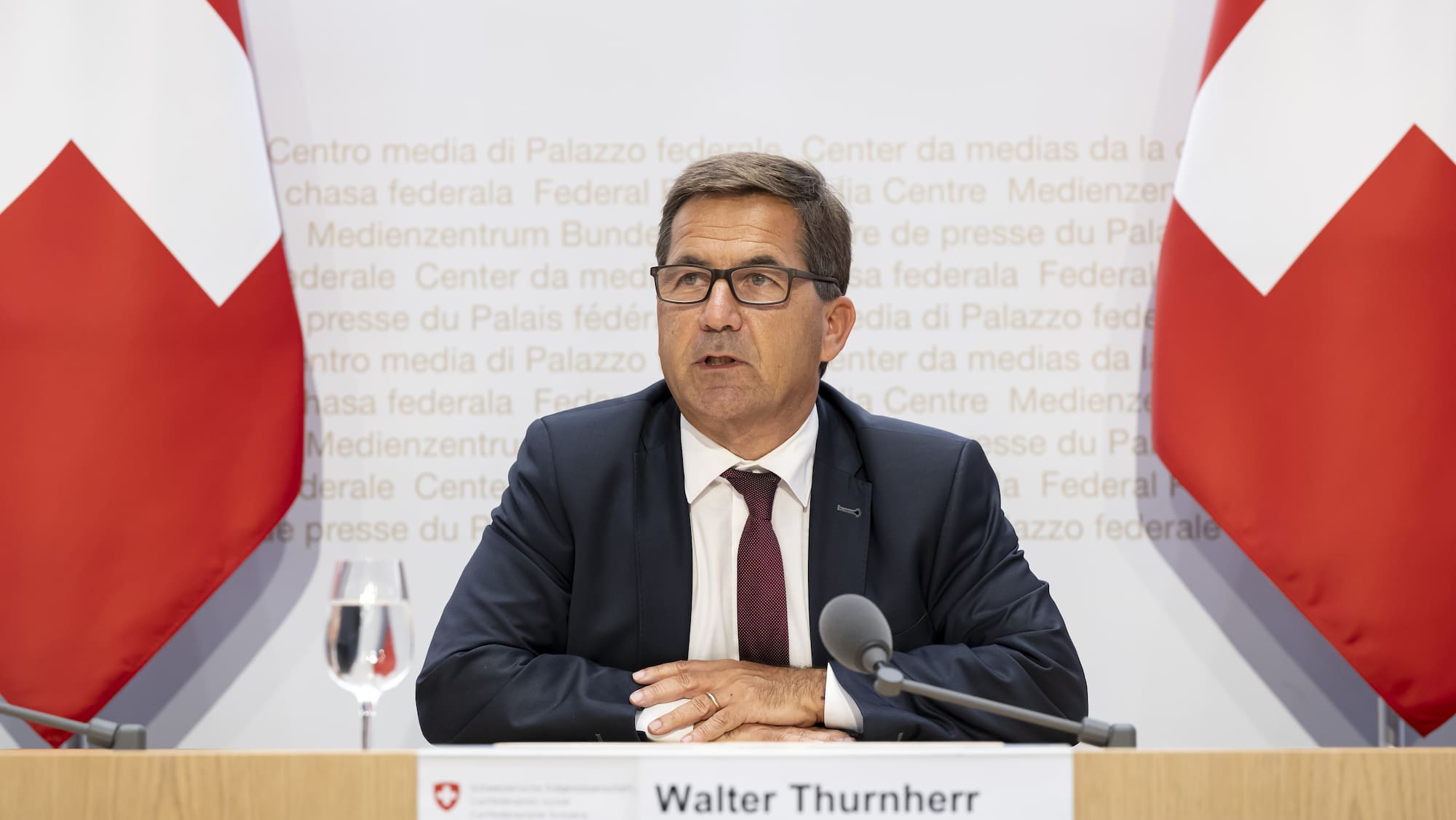 Schweizer Bundeskanzler Walter Thurnherr tritt zurück Blick