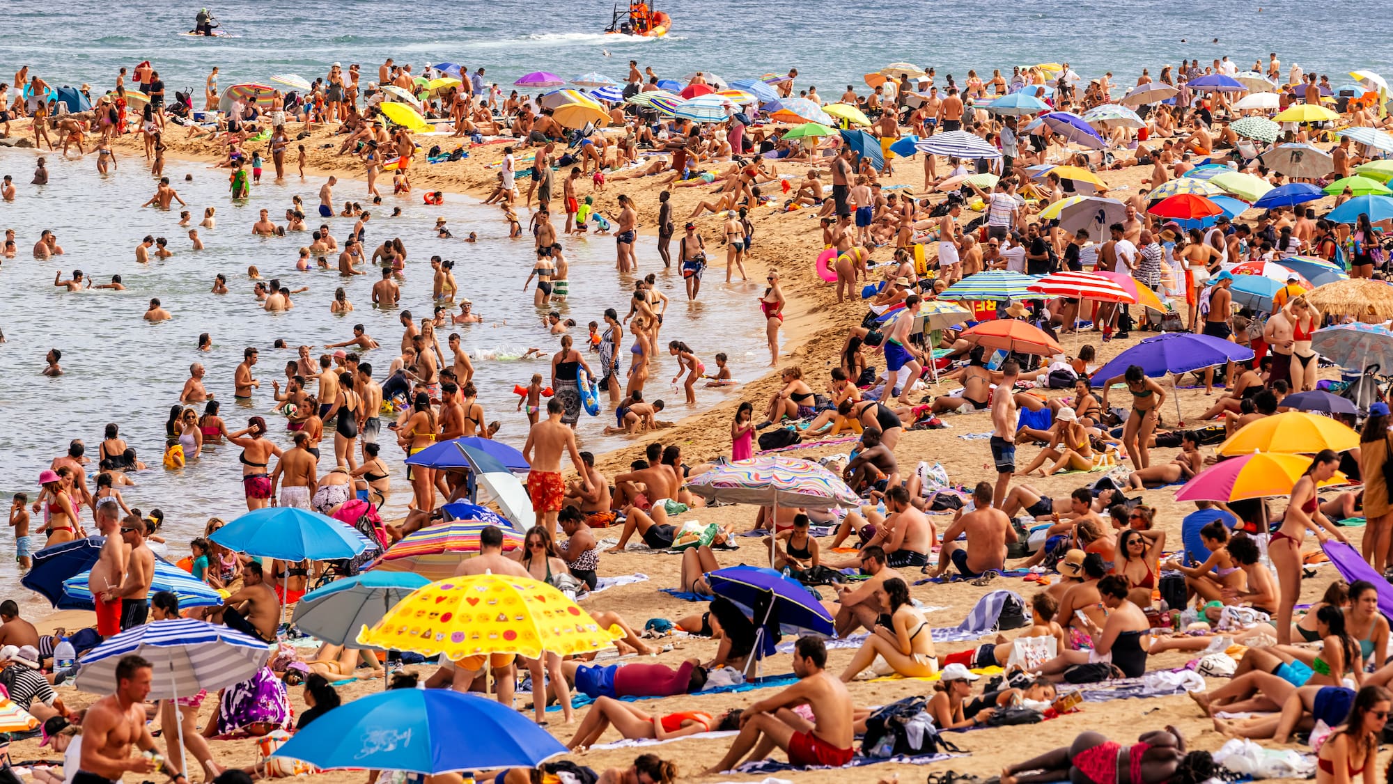 Die Meinung Der Community Touristen Ansturm Auf Spanien Blick die-meinung-der-community-touristen-ansturm-auf-spanien-blick